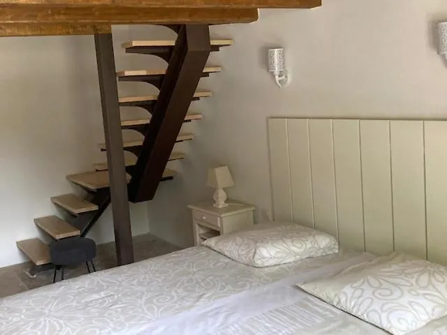 Couette-café Bed and Breakfast Mas Galinette à Saint-Andiol