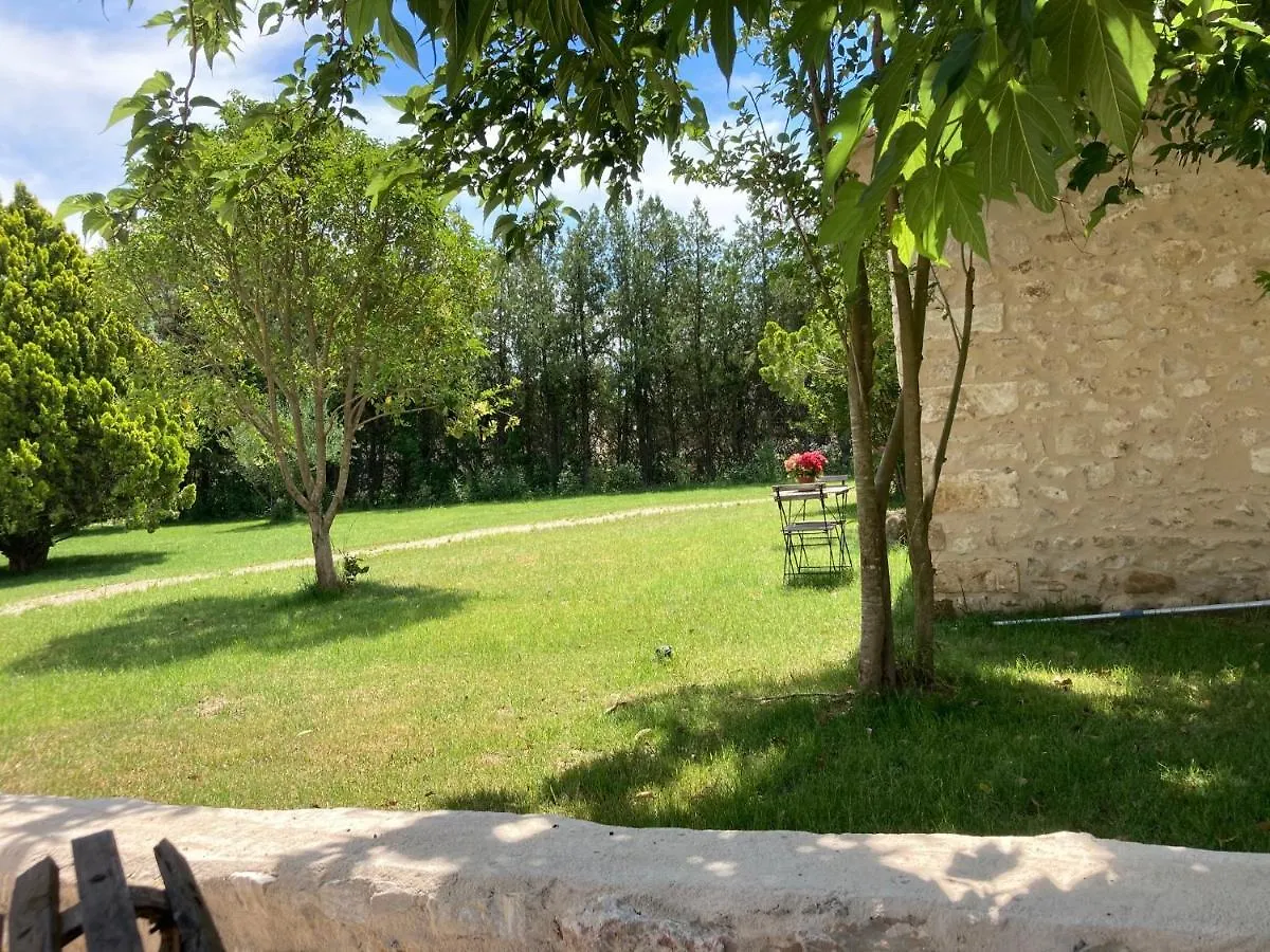 לינה וארוחת בוקר Saint-Andiol Mas Galinette